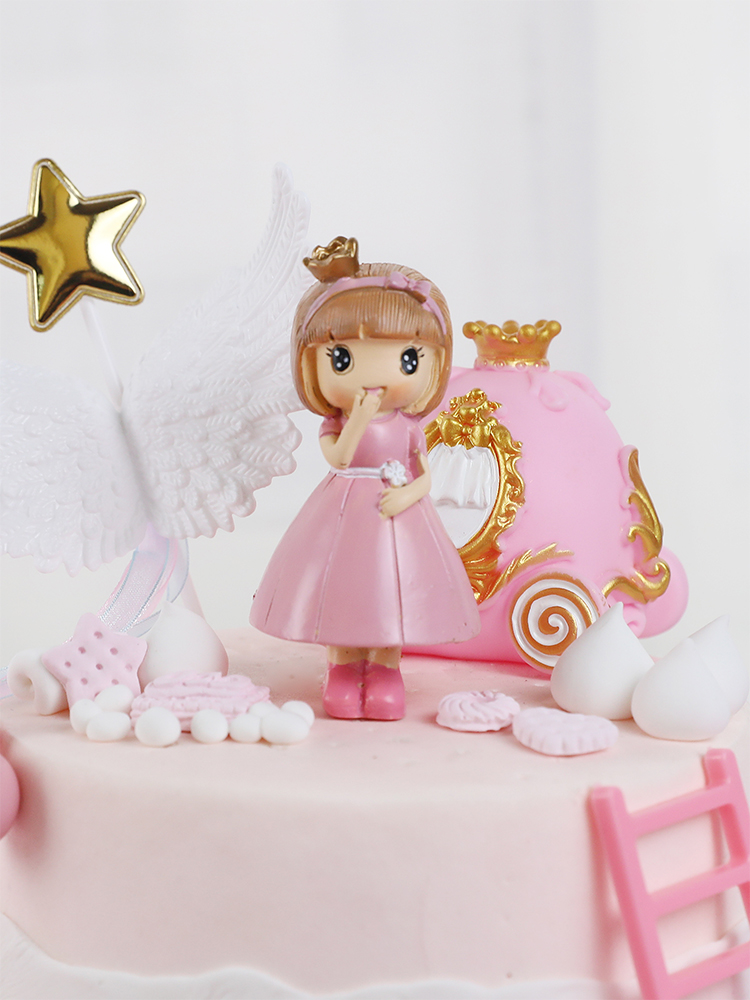 ピンク城ガールボウプリンセスパンプキン車の女の子のハッピーバ - Resin Art Alphabet のレビューと価格
