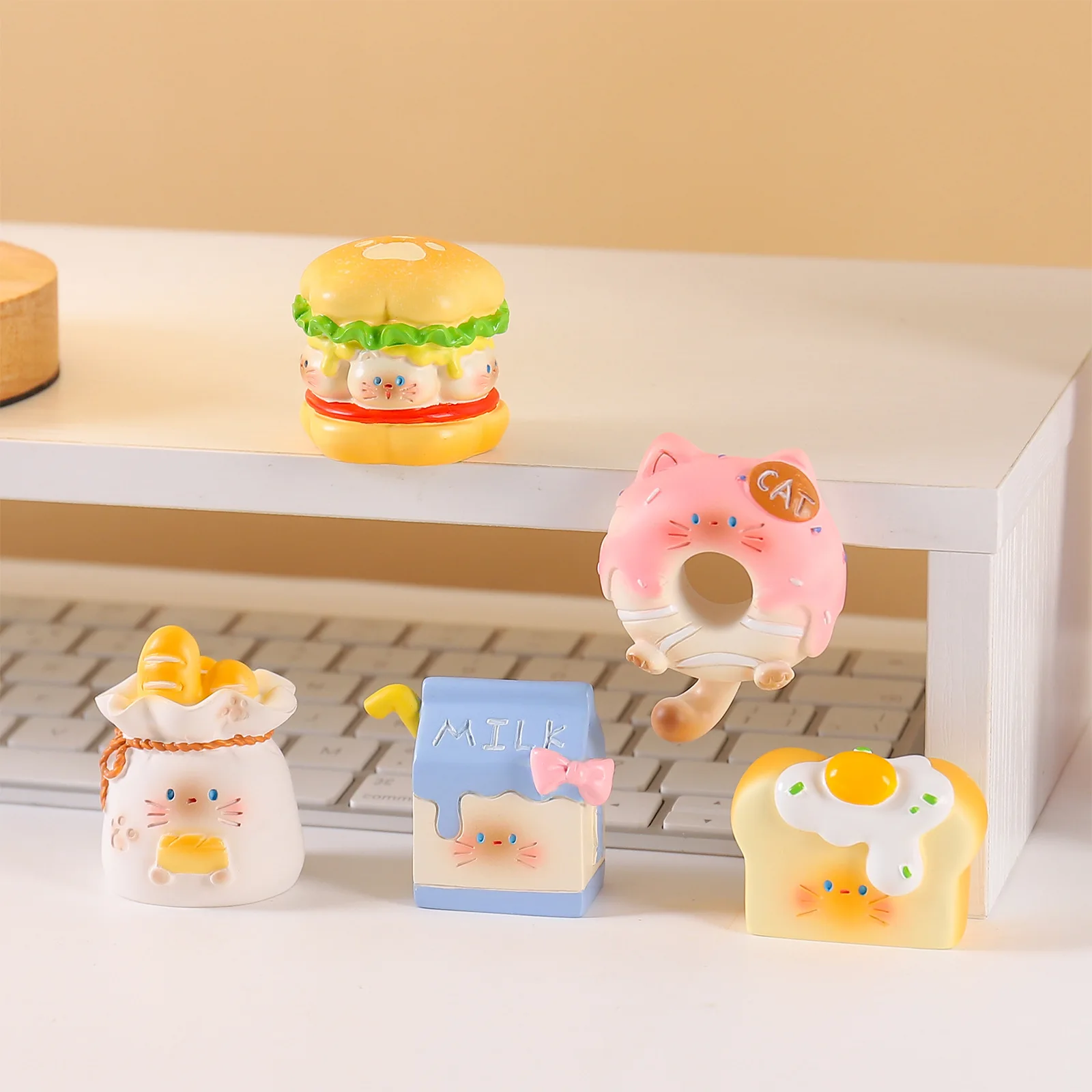 猫フードショップのブラインドボックス。かわいい猫のデザートフ - Resin Art Case のレビューと価格